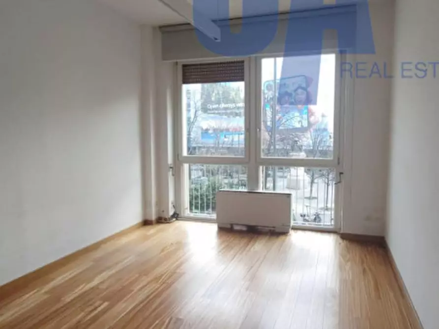 Immagine 16 di Ufficio in affitto  in VIA TURATI FILIPPO a Milano