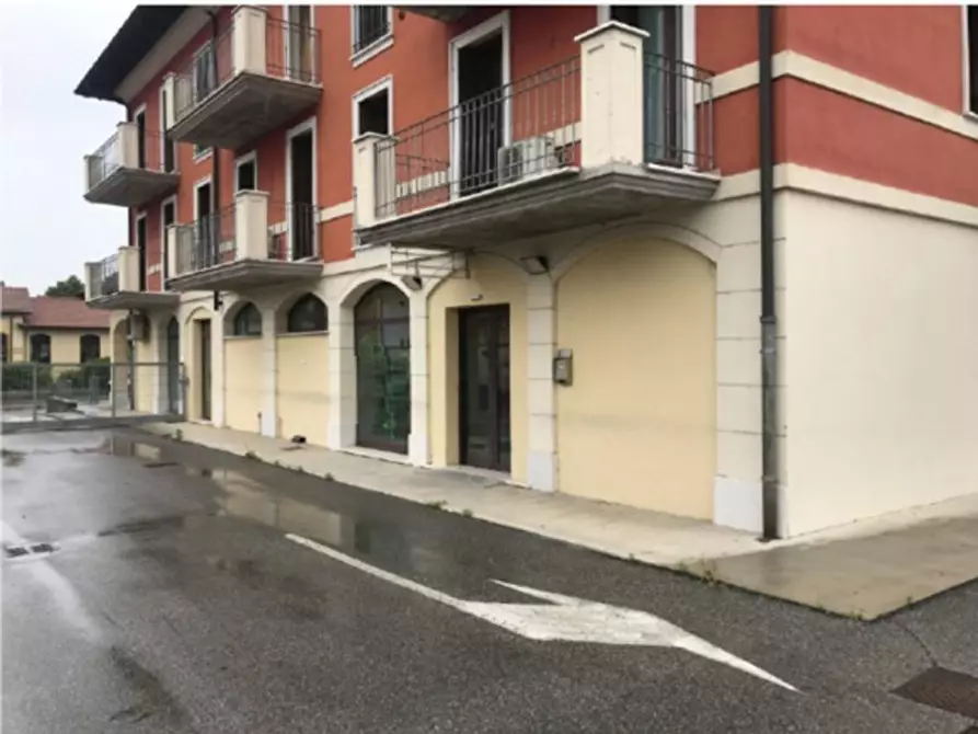 Immagine 2 di Negozio in vendita  in Via Bonfiglio Perini, 25023 Gottolengo BS, Italia a Gottolengo