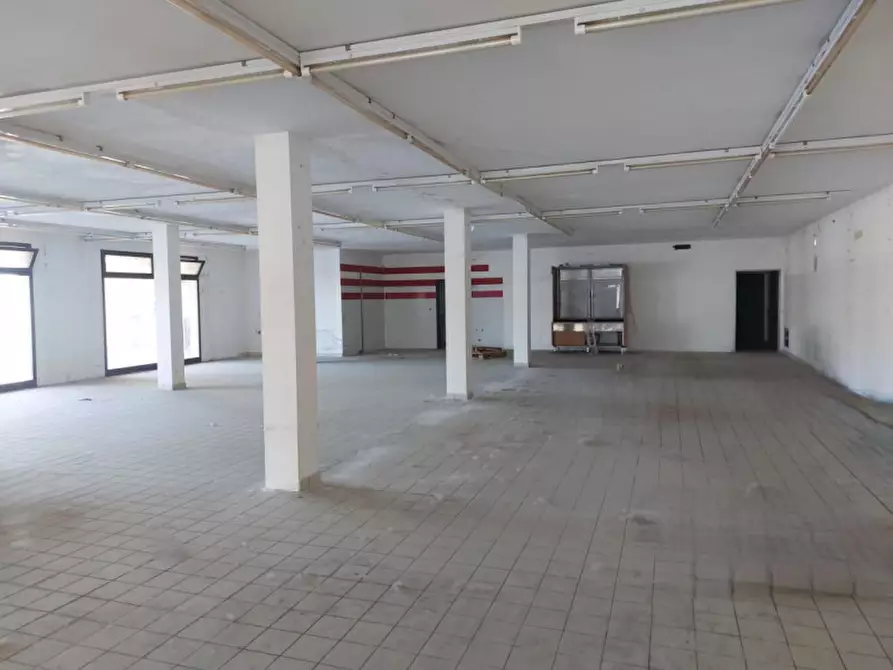 Immagine 7 di Negozio in vendita  in Via Bonfiglio Perini, 25023 Gottolengo BS, Italia a Gottolengo