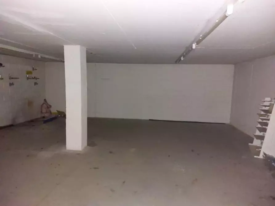 Immagine 15 di Negozio in vendita  in Via Bonfiglio Perini, 25023 Gottolengo BS, Italia a Gottolengo