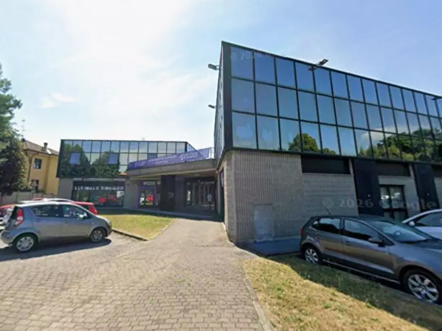 Immagine 1 di Negozio in vendita  in Via Saronnese, 44, 20025 Legnano MI, Italia a Legnano