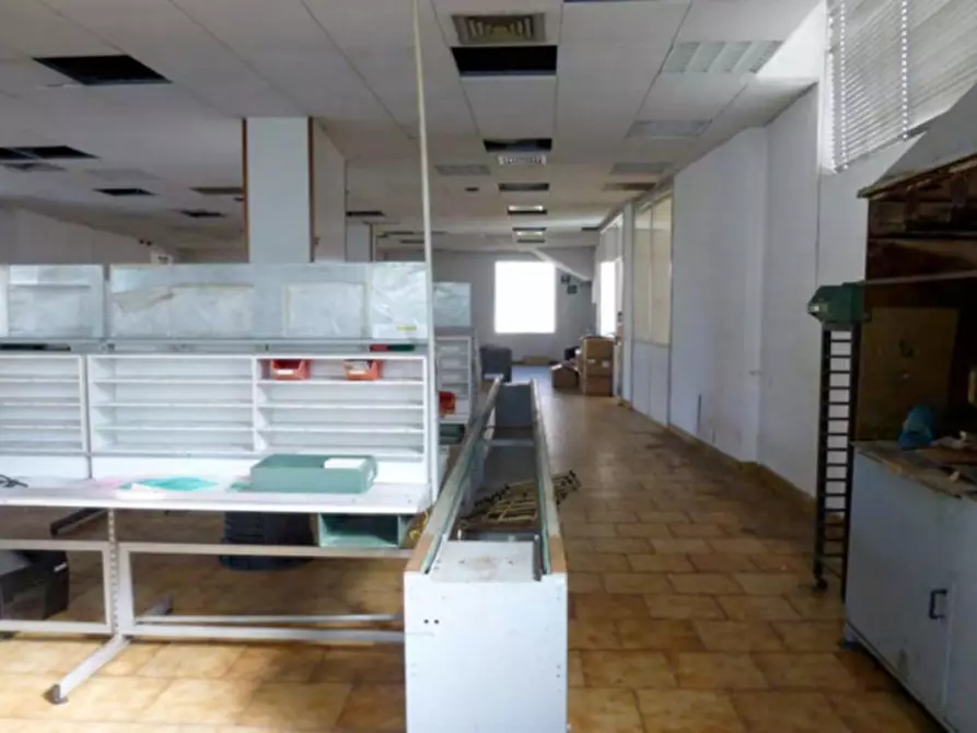 Immagine 2 di Capannone industriale in vendita  in Via Lorenzo Ghiberti, 8, 21100 Varese VA, Italia a Varese