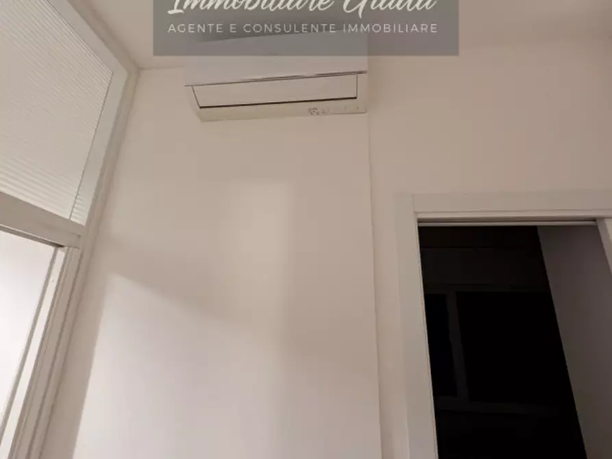 Immagine 14 di Appartamento in vendita  a Vittorio Veneto