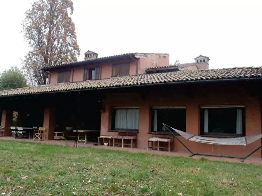 Immagine 2 di Villa in vendita  in via san martino, 81 a Monte San Pietro