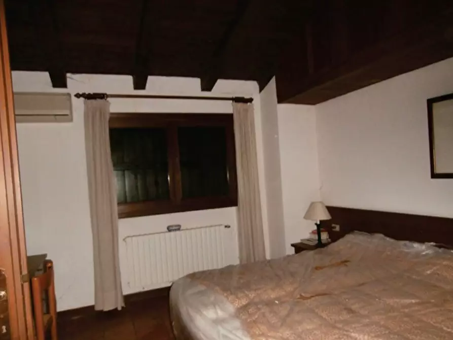 Immagine 7 di Villa in vendita  in via san martino, 81 a Monte San Pietro