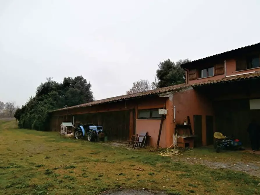 Immagine 12 di Villa in vendita  in via san martino, 81 a Monte San Pietro