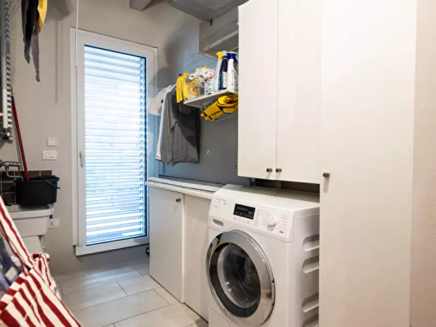 Immagine 9 di Villa in vendita  a Legnago