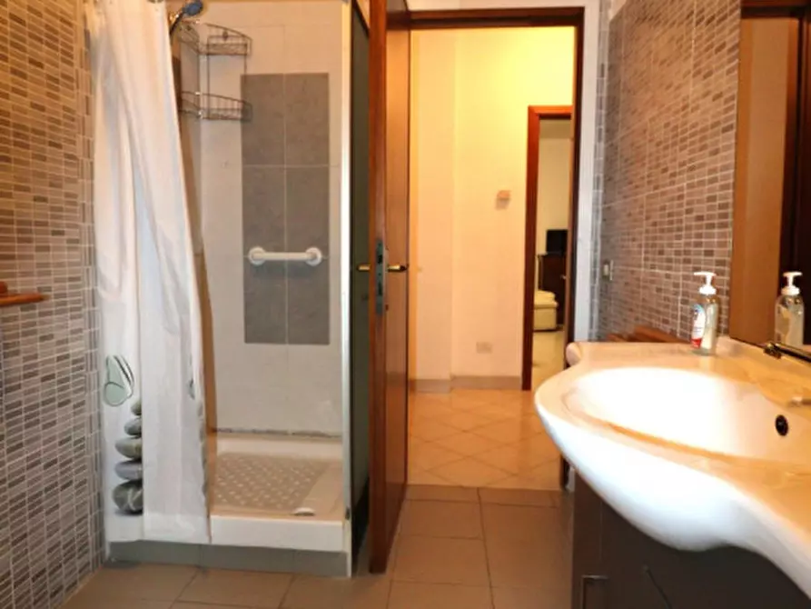 Immagine 6 di Villetta a schiera in vendita  in Viale Armando Diaz a Montevarchi