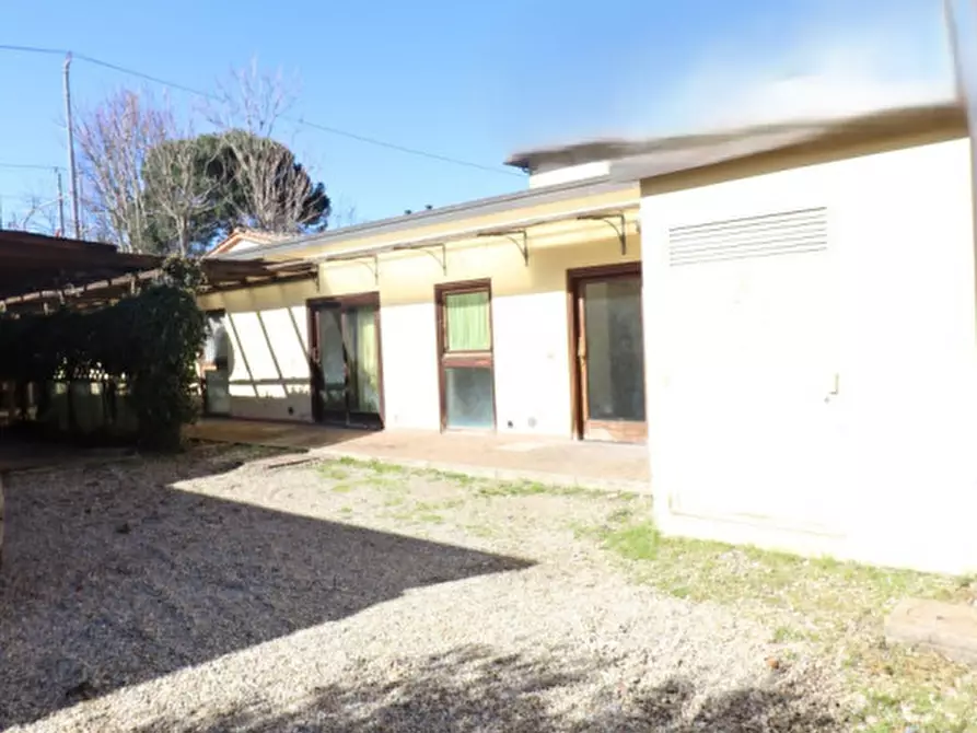 Immagine 27 di Villetta a schiera in vendita  in Viale Armando Diaz a Montevarchi