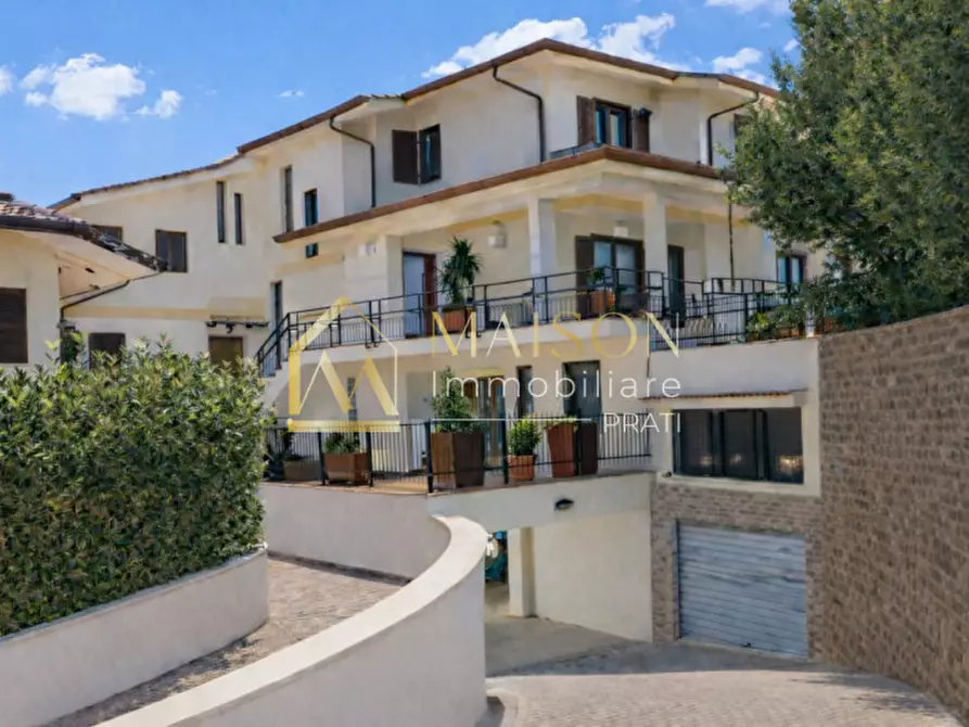 Immagine 2 di Villa in vendita  in Vicolo Prataporci a Frascati