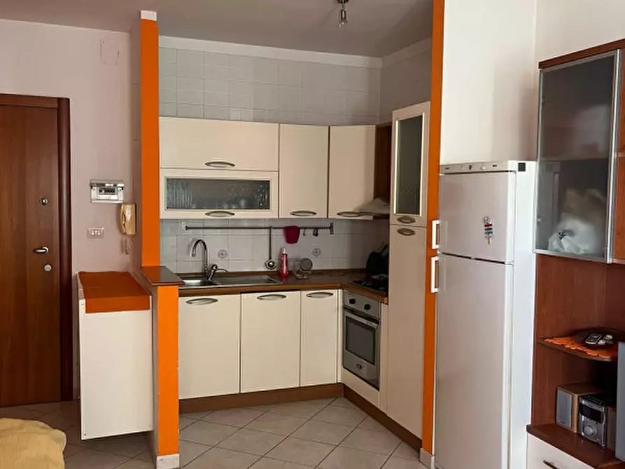 Immagine 1 di Appartamento in vendita  in Via Francesco Petrarca a Montesilvano