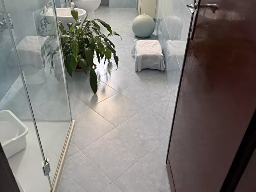 Immagine 5 di Appartamento in vendita  in Corso del Popolo 349 a Rovigo