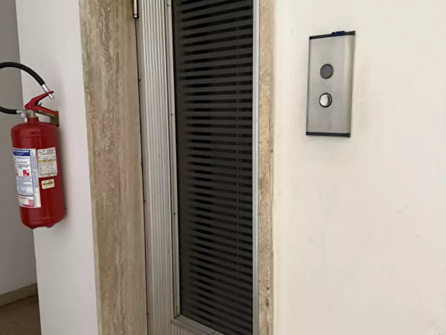 Immagine 14 di Appartamento in vendita  in Corso del Popolo 349 a Rovigo