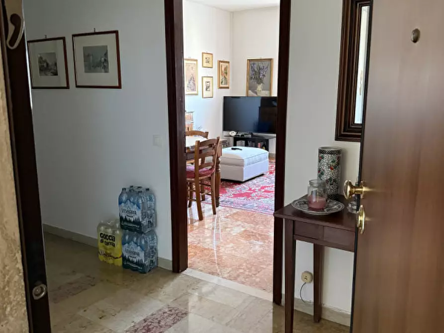 Immagine 15 di Appartamento in vendita  in Corso del Popolo 349 a Rovigo