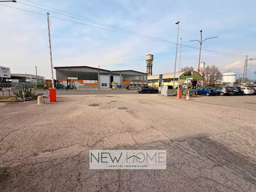 Immagine 4 di Capannone industriale in affitto  in Viale del Lavoro 15 a San Martino Buon Albergo