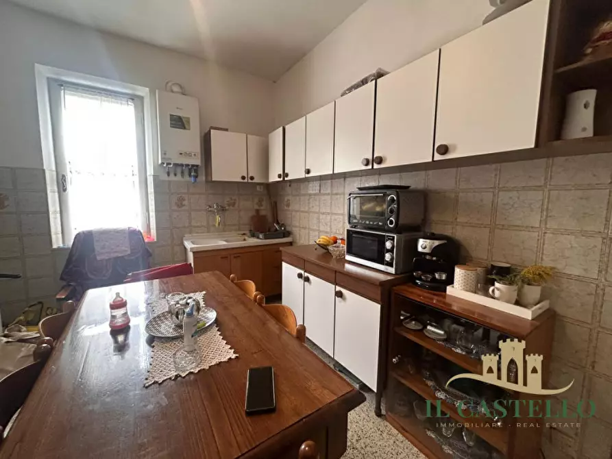 Immagine 2 di Appartamento in vendita  a Paciano