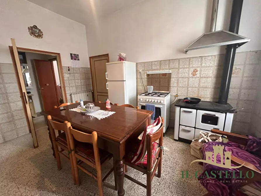 Immagine 3 di Appartamento in vendita  a Paciano