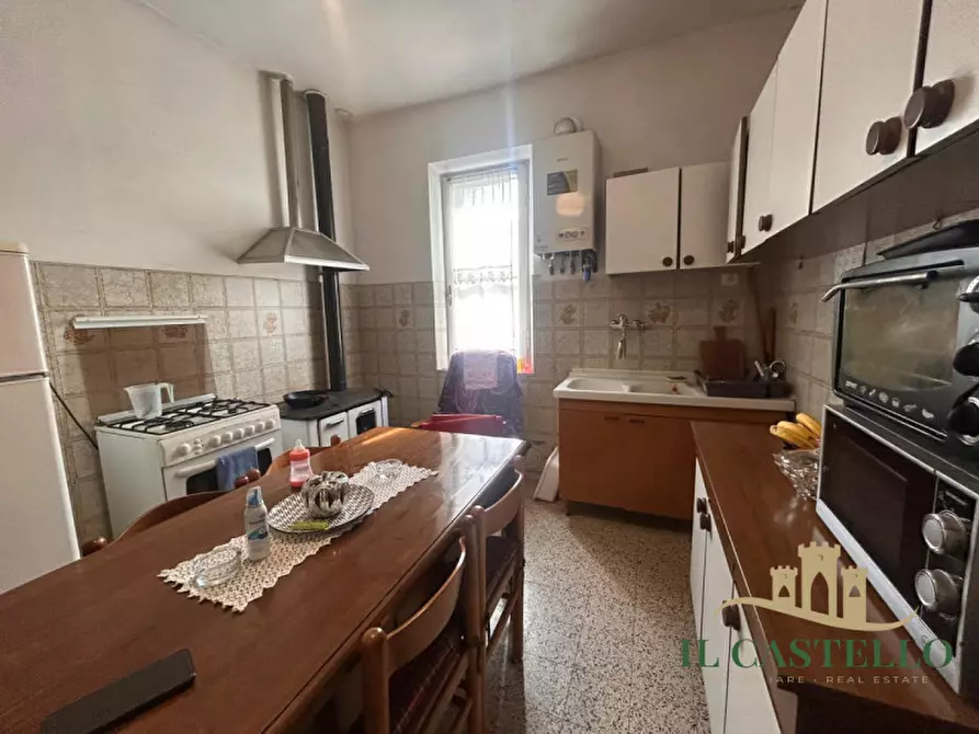 Immagine 4 di Appartamento in vendita  a Paciano