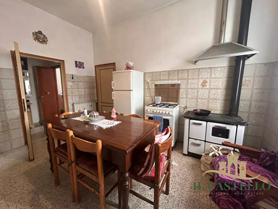 Immagine 13 di Appartamento in vendita  a Paciano