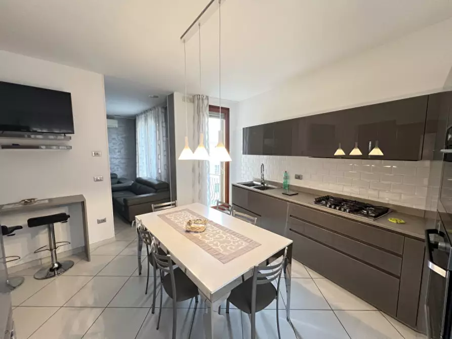 Immagine 14 di Appartamento in vendita  in Via Antonio Marinetti a Chioggia