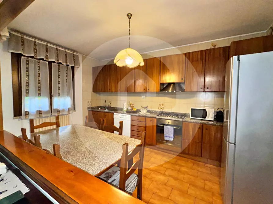 Immagine 3 di Casa bifamiliare in vendita  a Camposampiero