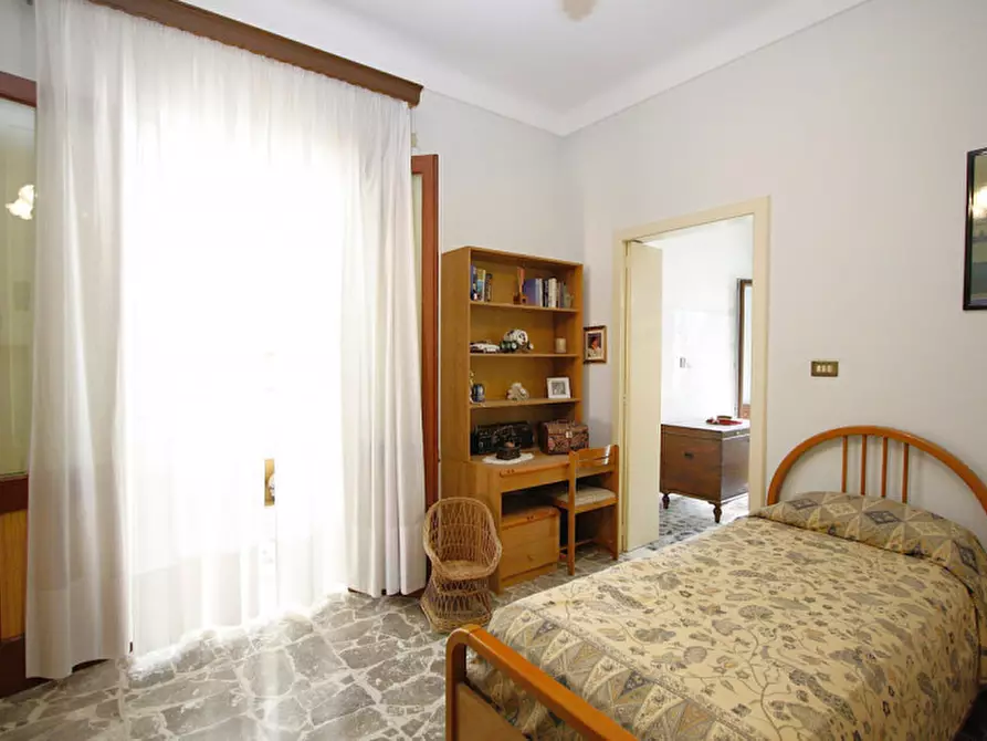 Immagine 11 di Casa bifamiliare in vendita  in Via Galilei a Matino