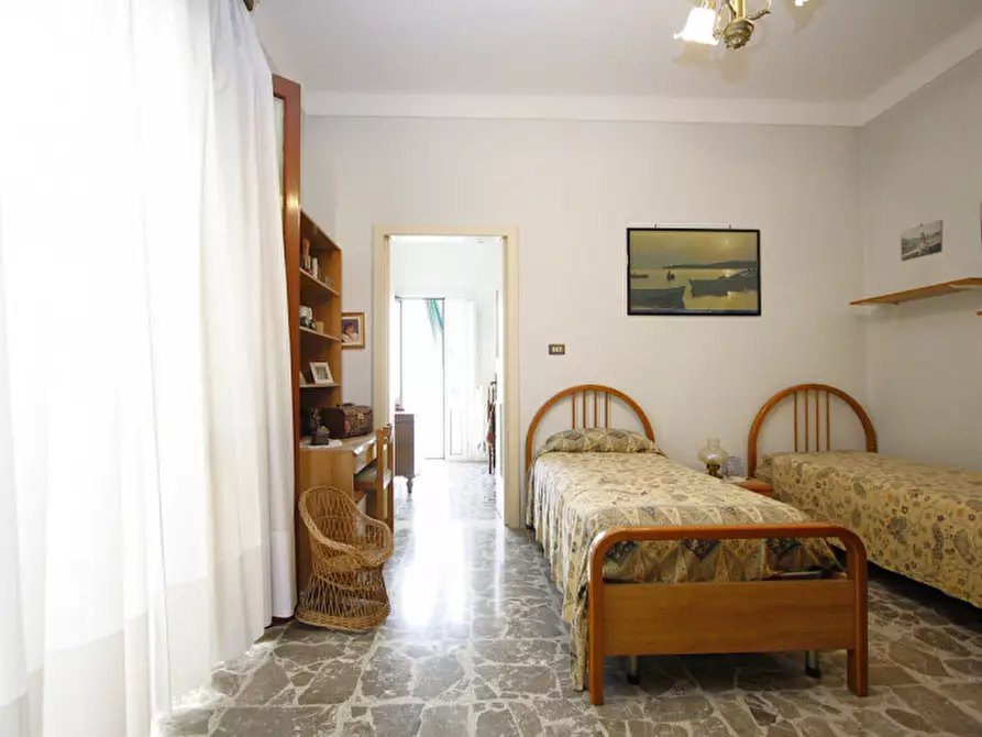 Immagine 12 di Casa bifamiliare in vendita  in Via Galilei a Matino