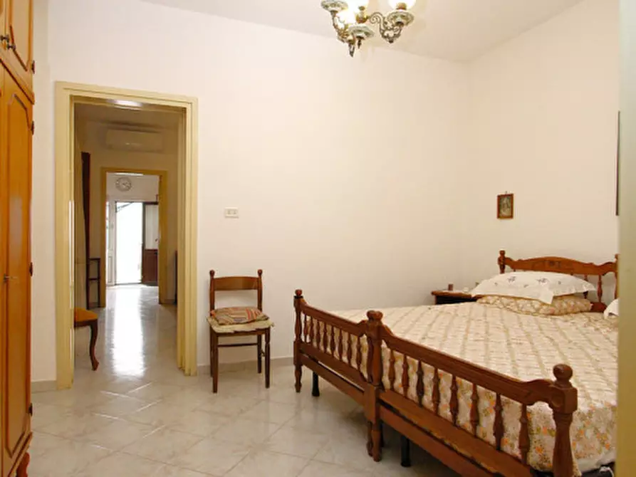 Immagine 22 di Casa bifamiliare in vendita  in Via Galilei a Matino