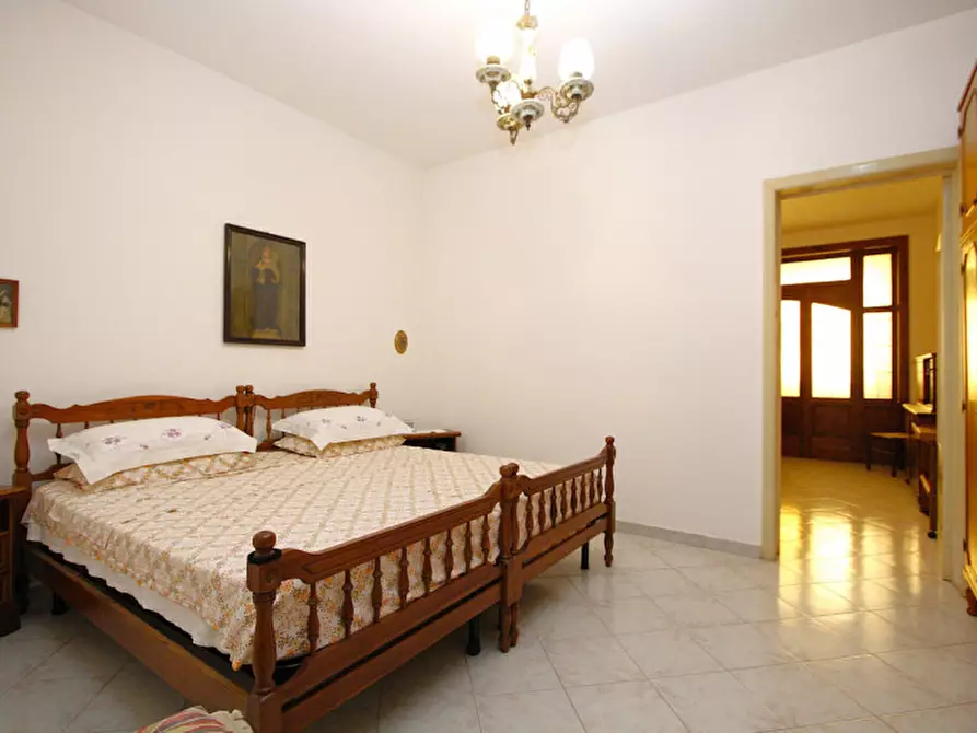 Immagine 23 di Casa bifamiliare in vendita  in Via Galilei a Matino