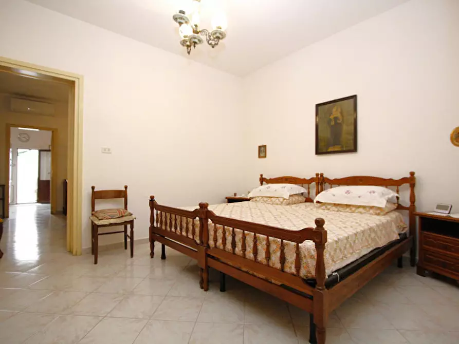 Immagine 24 di Casa bifamiliare in vendita  in Via Galilei a Matino
