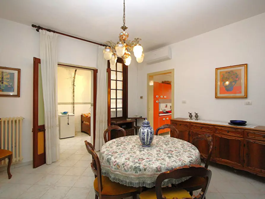 Immagine 25 di Casa bifamiliare in vendita  in Via Galilei a Matino