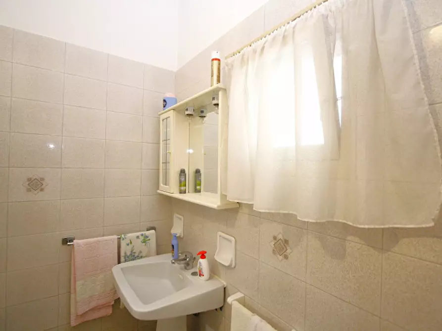 Immagine 29 di Casa bifamiliare in vendita  in Via Galilei a Matino