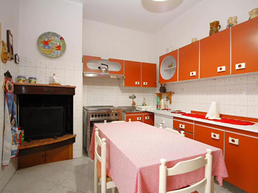 Immagine 31 di Casa bifamiliare in vendita  in Via Galilei a Matino