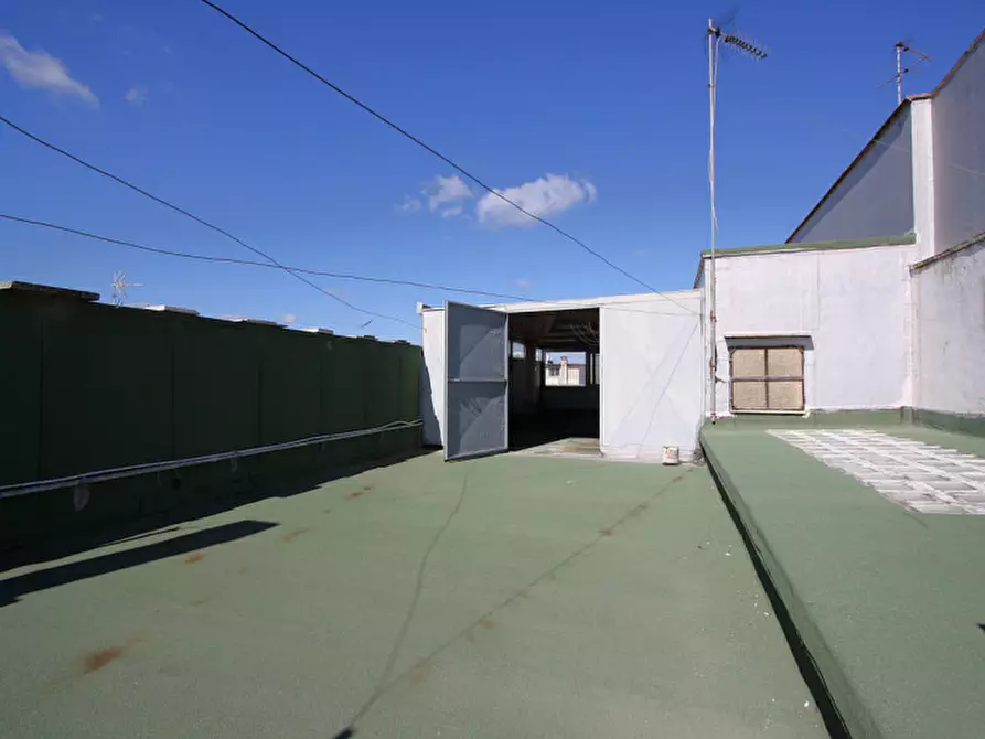 Immagine 35 di Casa bifamiliare in vendita  in Via Galilei a Matino