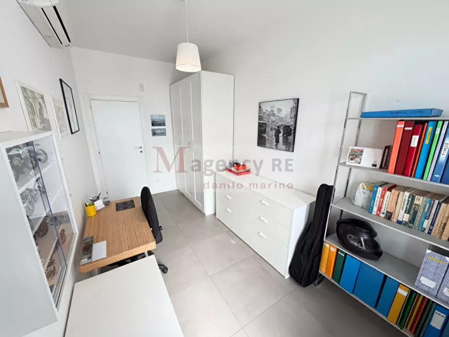 Immagine 21 di Appartamento in vendita  in Corso Giuseppe Garibaldi 623 a Reggio Di Calabria