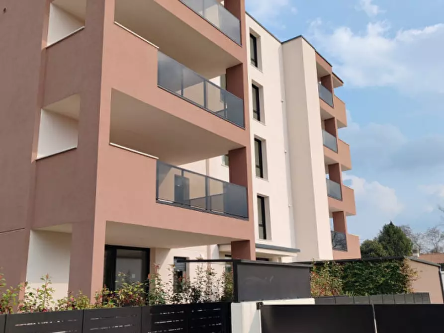 Immagine 1 di Attico in vendita  in Viale della Libertà a Pordenone