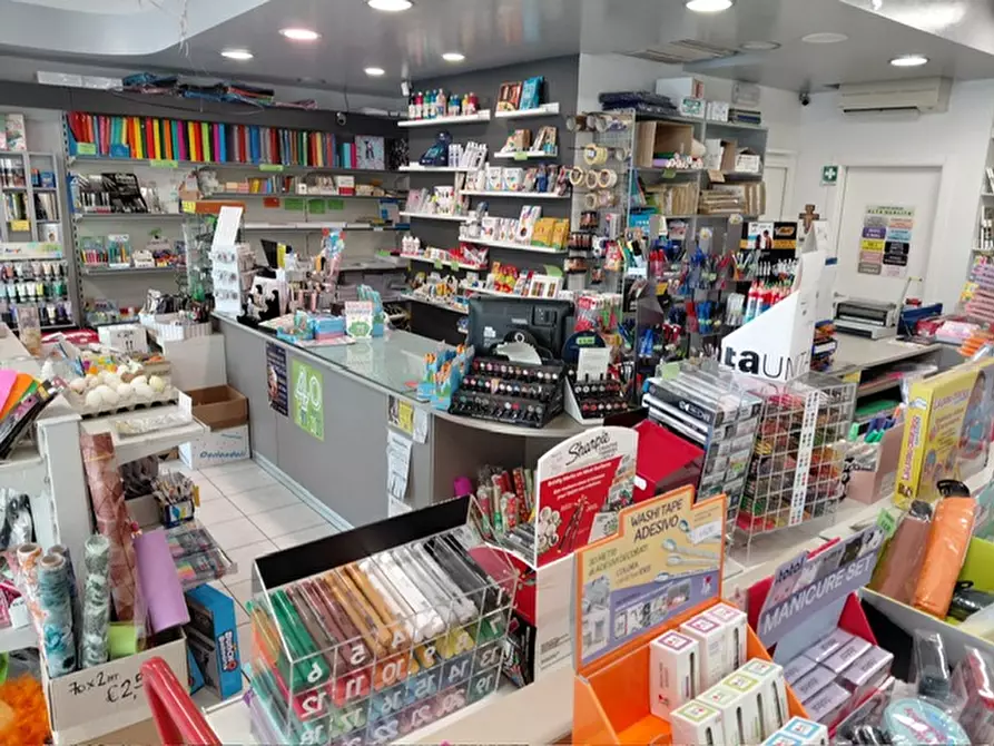 Immagine 4 di Attività commerciale in vendita  in Via Antonio Gramsci n. 5 a Cadoneghe