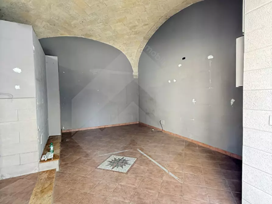 Immagine 2 di Negozio in affitto  in Via Onofrio Jannuzzi 52 a Andria