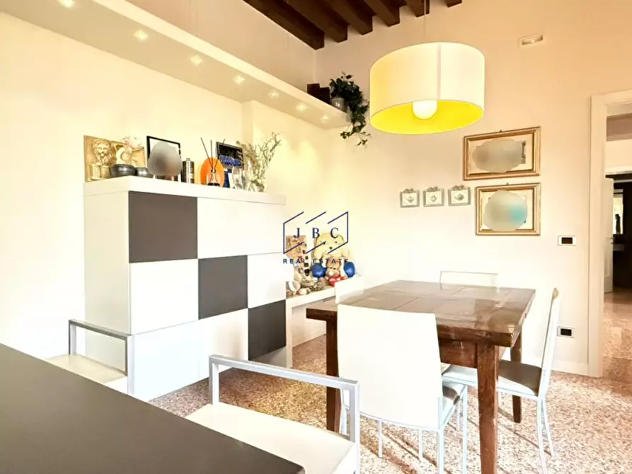 Immagine 8 di Appartamento in vendita  in Via Roma a Oderzo