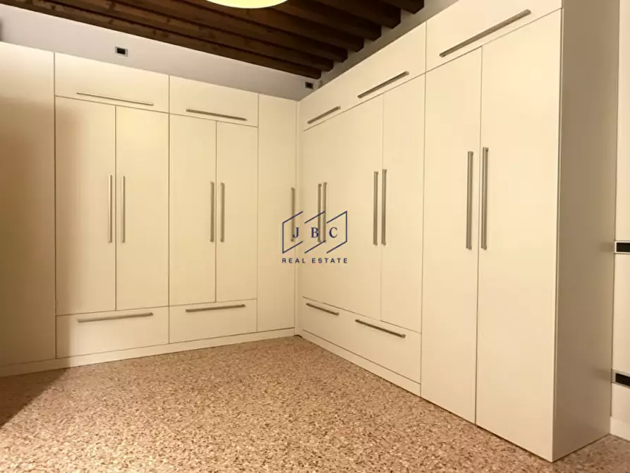 Immagine 23 di Appartamento in vendita  in Via Roma a Oderzo