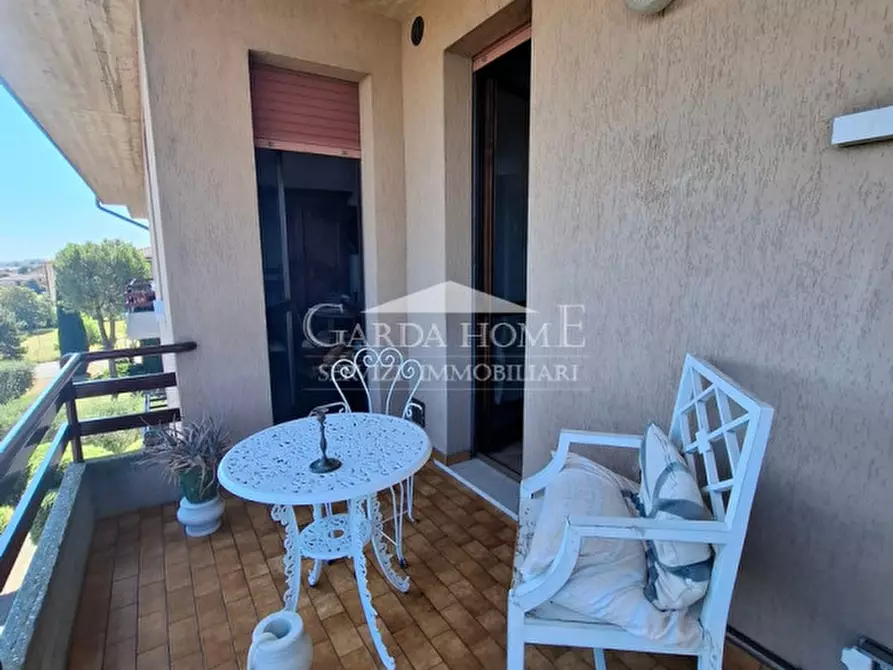 Immagine 3 di Appartamento in vendita  in Via michelangelo a Desenzano Del Garda