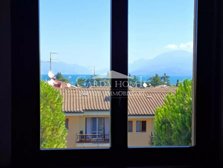 Immagine 6 di Appartamento in vendita  in Via michelangelo a Desenzano Del Garda