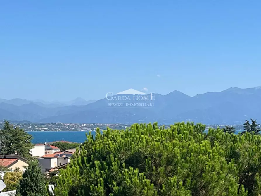 Immagine 14 di Appartamento in vendita  in Via michelangelo a Desenzano Del Garda