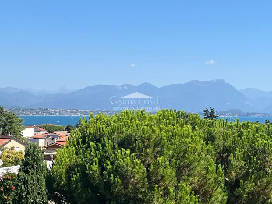 Immagine 18 di Appartamento in vendita  in Via michelangelo a Desenzano Del Garda
