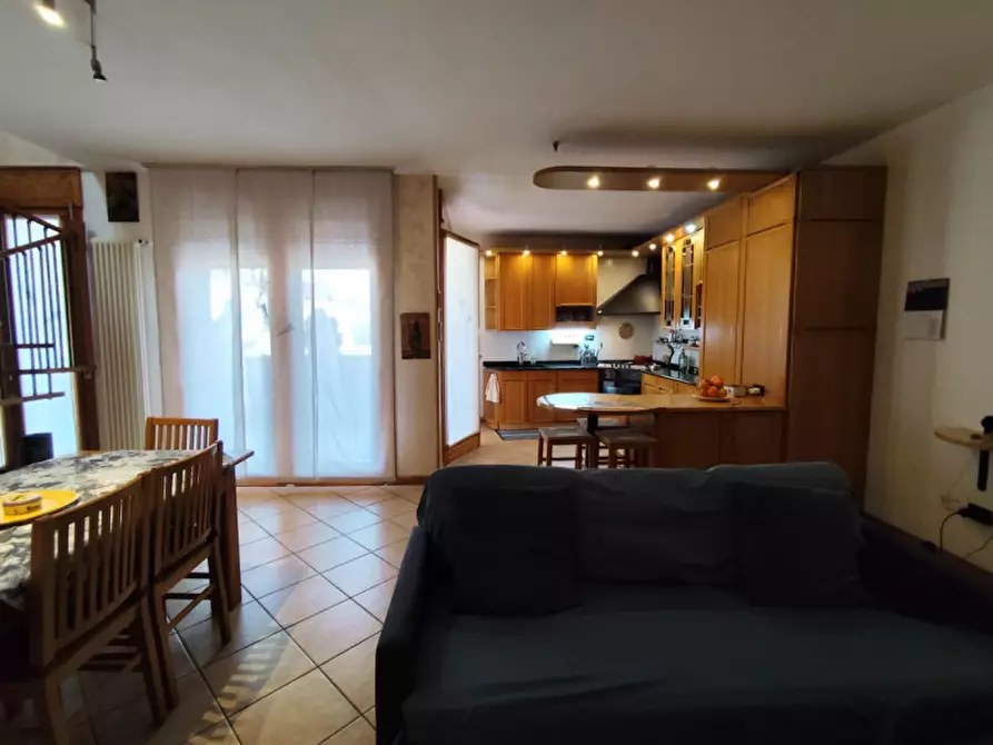 Immagine 4 di Appartamento in affitto  a Vicenza