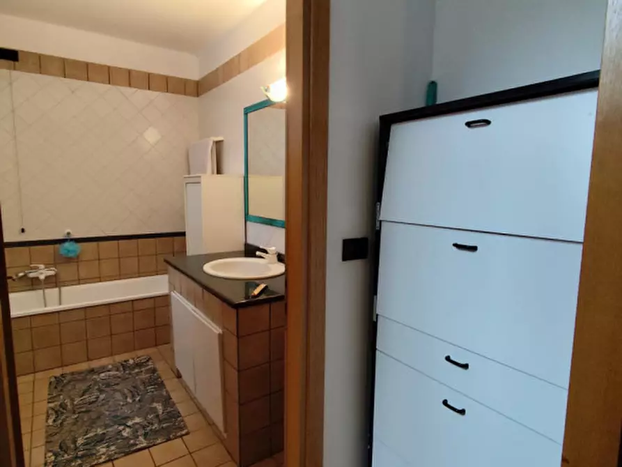 Immagine 13 di Appartamento in affitto  a Vicenza