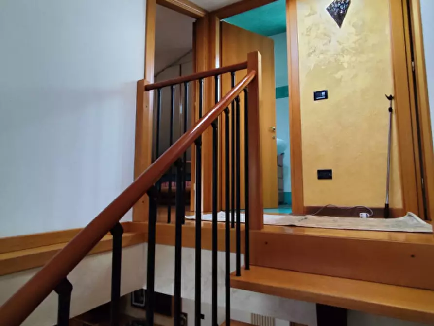 Immagine 17 di Appartamento in affitto  a Vicenza