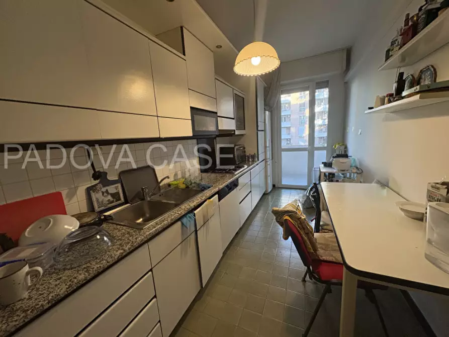 Immagine 3 di Appartamento in vendita  in via Palestro a Padova