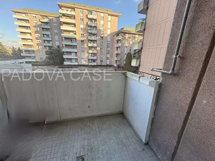 Immagine 7 di Appartamento in vendita  in via Palestro a Padova