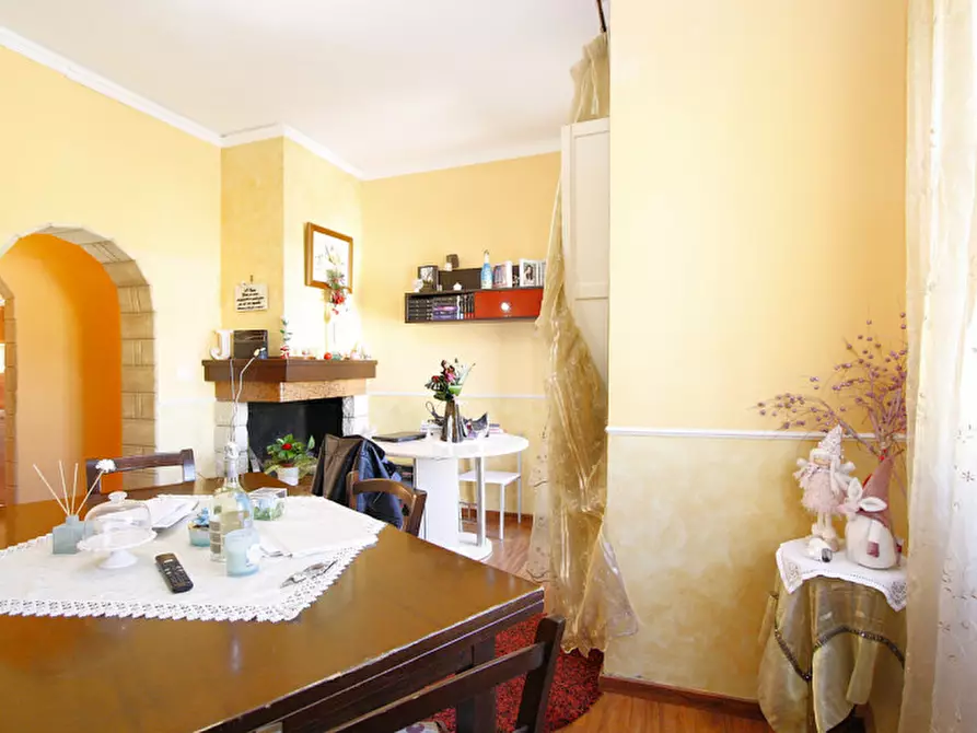 Immagine 2 di Appartamento in vendita  in Via Don Minzoni a Matino